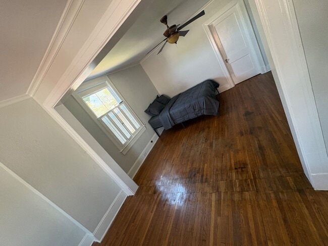 Building Photo - 447 Avondale Dr