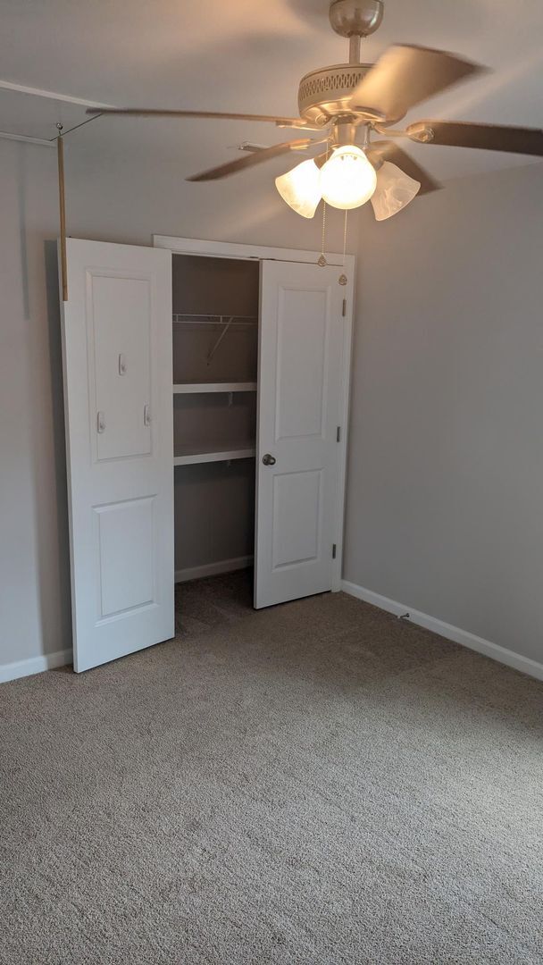 Building Photo - Welcome Home!!! Beautiful 3b 2.5b in Masse...