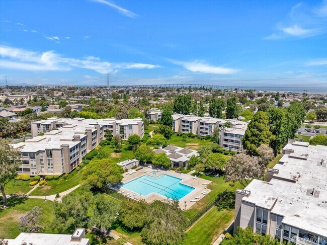 Building Photo - 1170 Foster City Blvd