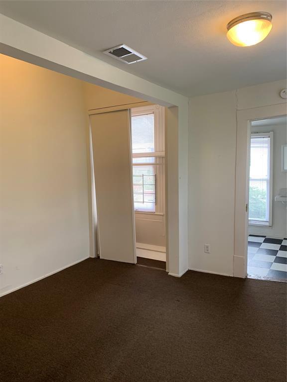 Building Photo - 318 Hyde Park Blvd