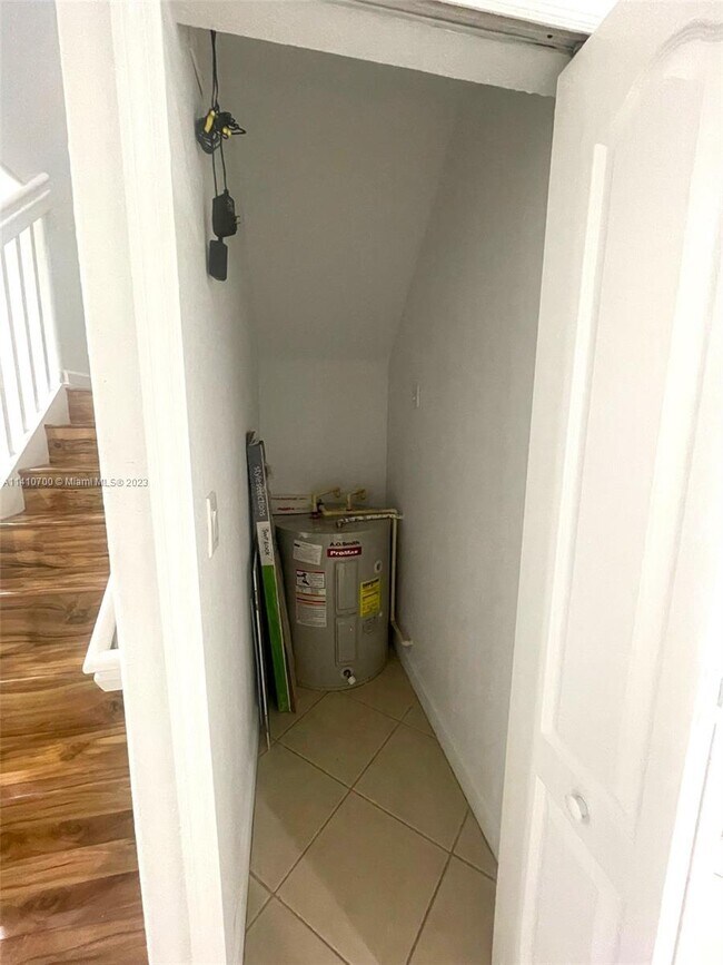 Building Photo - 8111 W 36th Ave