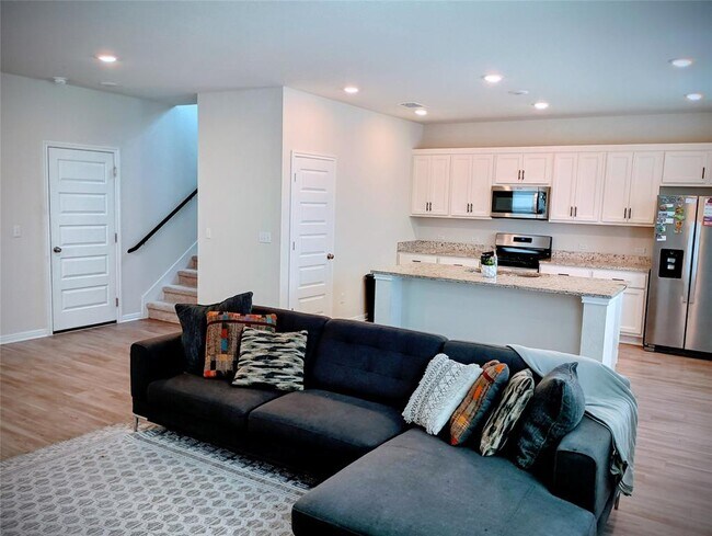 Building Photo - 10615 Ridan Wy