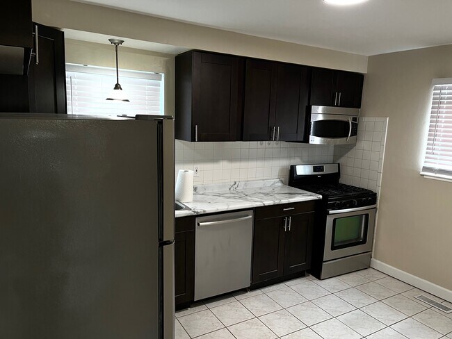 Building Photo - 27640 Barrington St