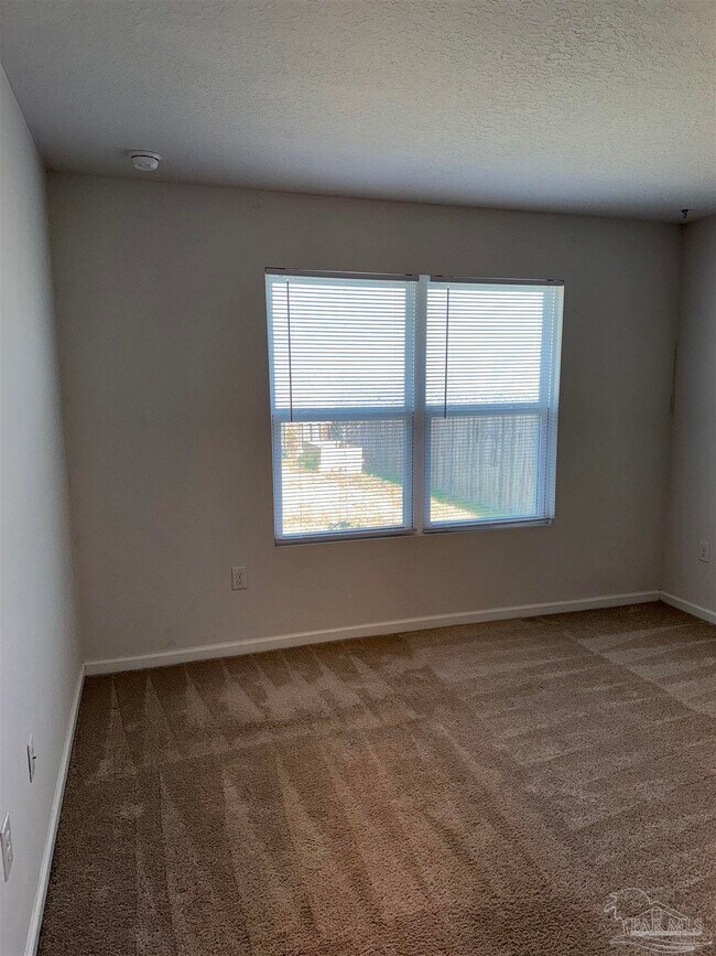 Building Photo - 5532 Lancelot Trl