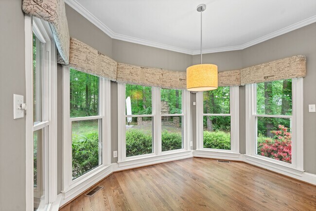 Building Photo - 3833 Denmeade Dr