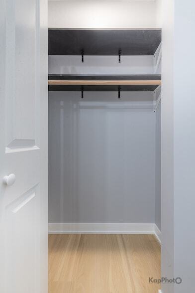 Building Photo - 2821 S Emerald Ave