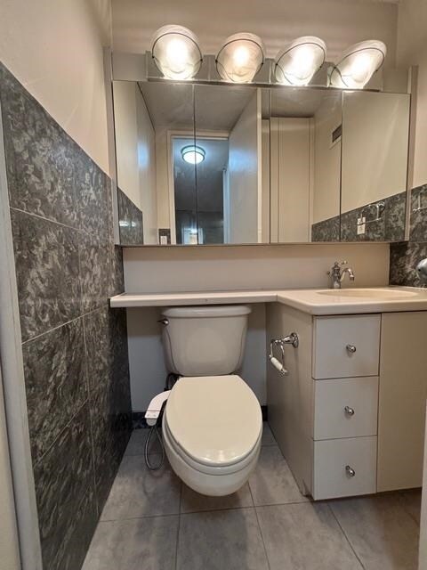 Building Photo - 7000 JFK Blvd E