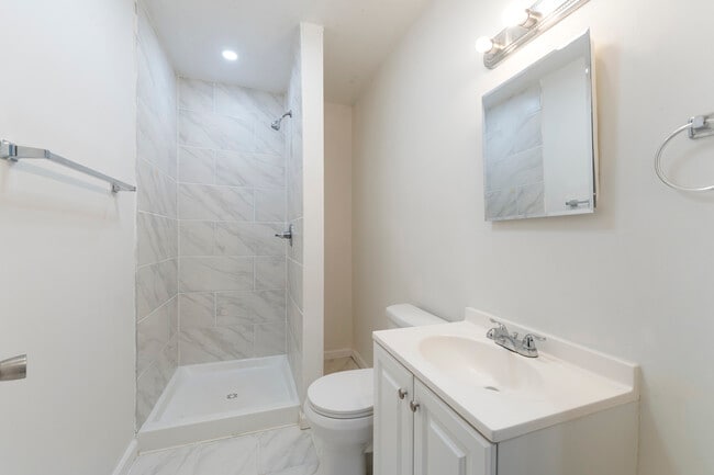 Building Photo - 6500 Nathan Ave