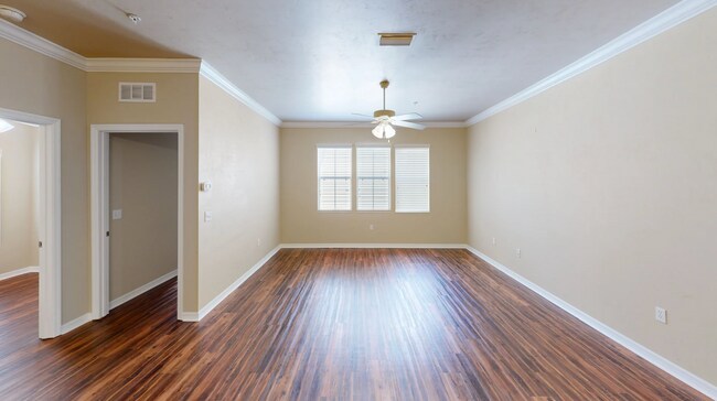 Building Photo - 2555 SW 76th St