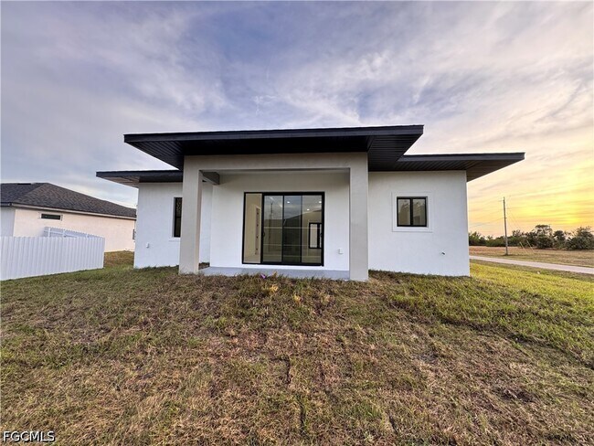 Building Photo - 4505 NW 34th St