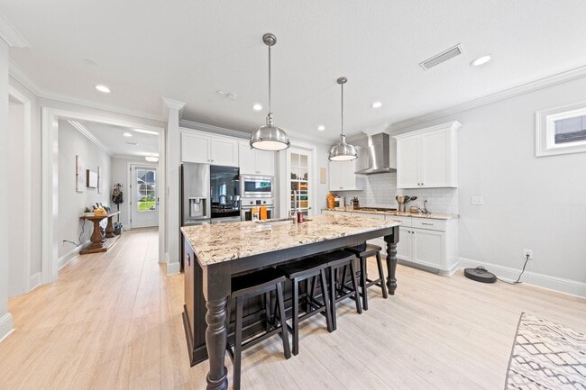 Building Photo - 802 Raihope Way