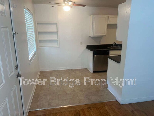 Building Photo - 2210 26th St