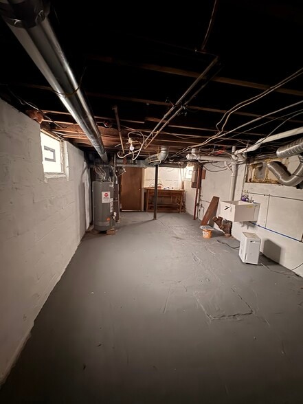 Building Photo - 66 Sea View Ave