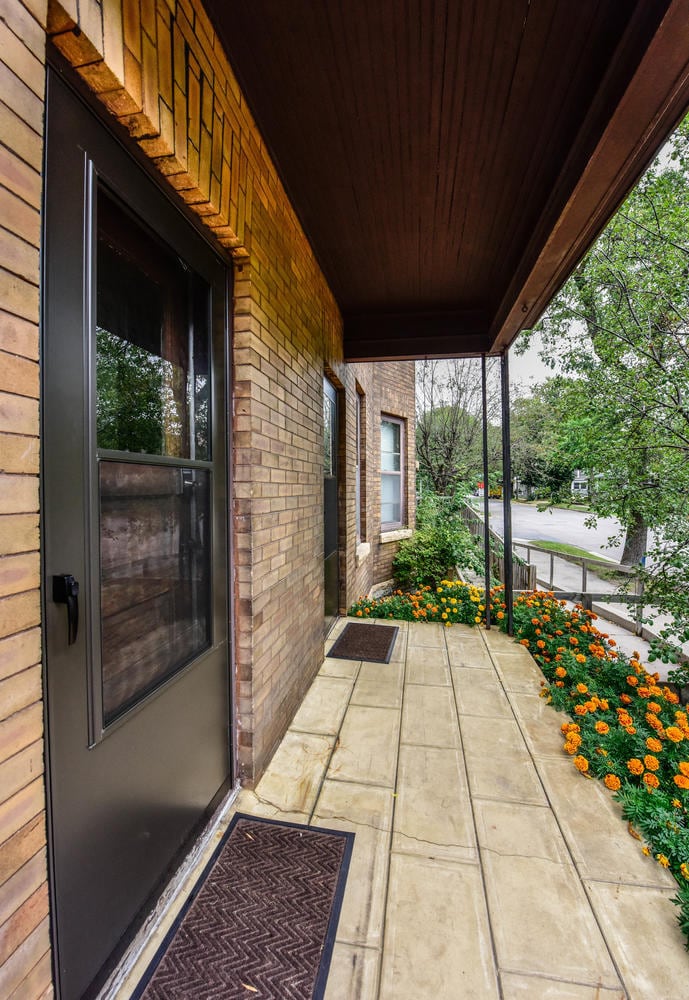 Back Porch - 800 5th Street Northeast