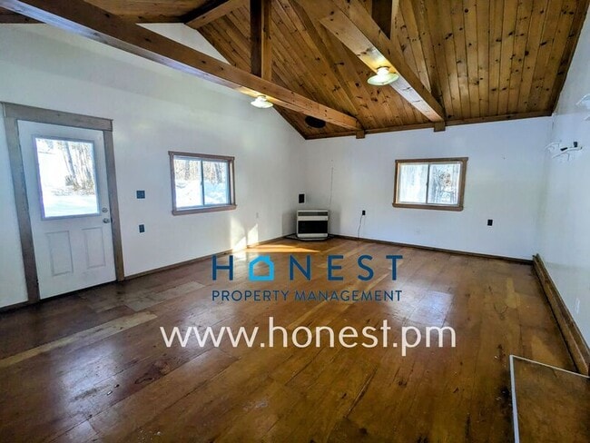 Building Photo - 9 Lexi Ln