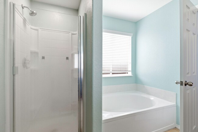 Building Photo - 12114 Mountain Pine