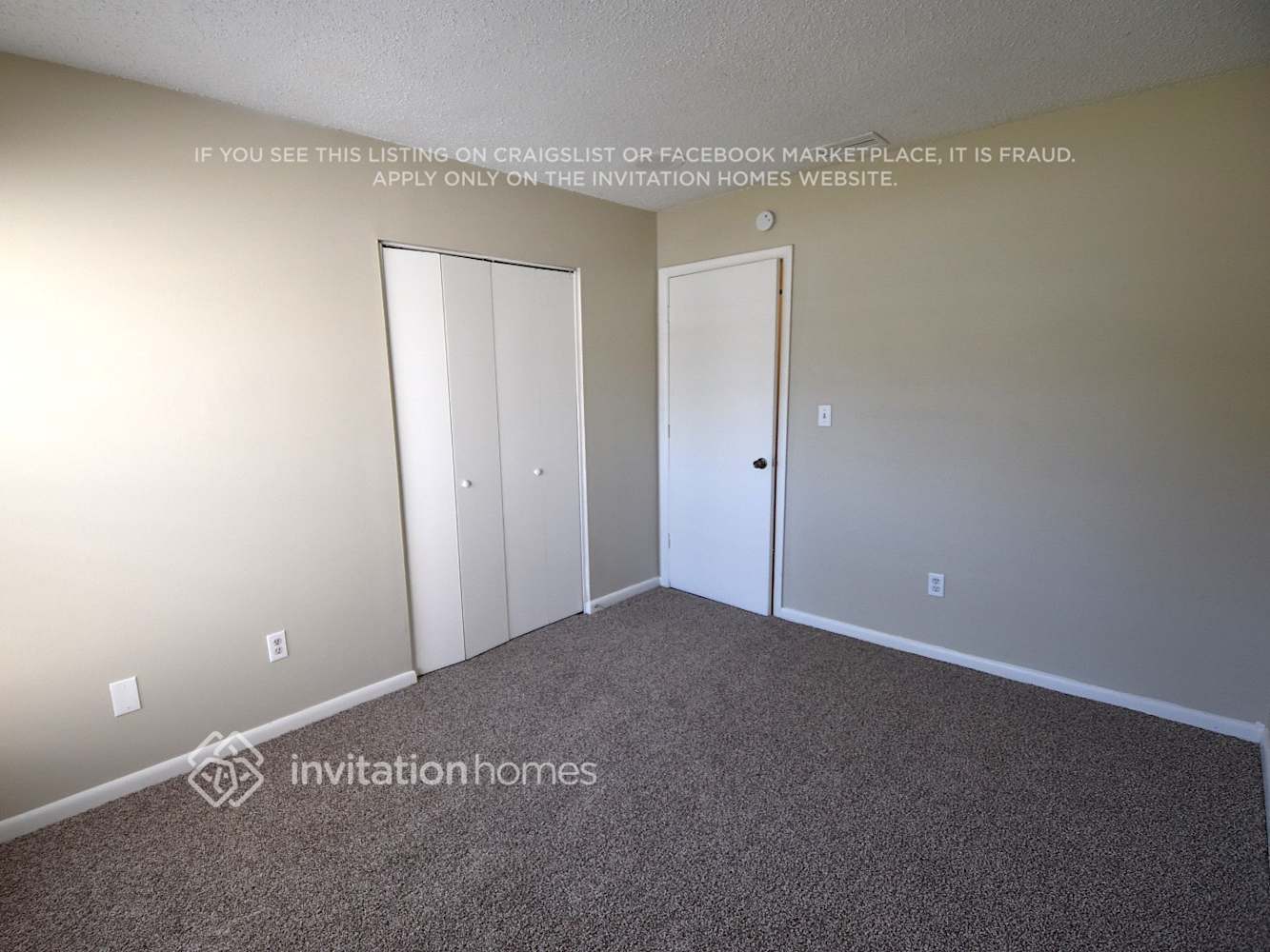 Building Photo - 504 Hillside Ct