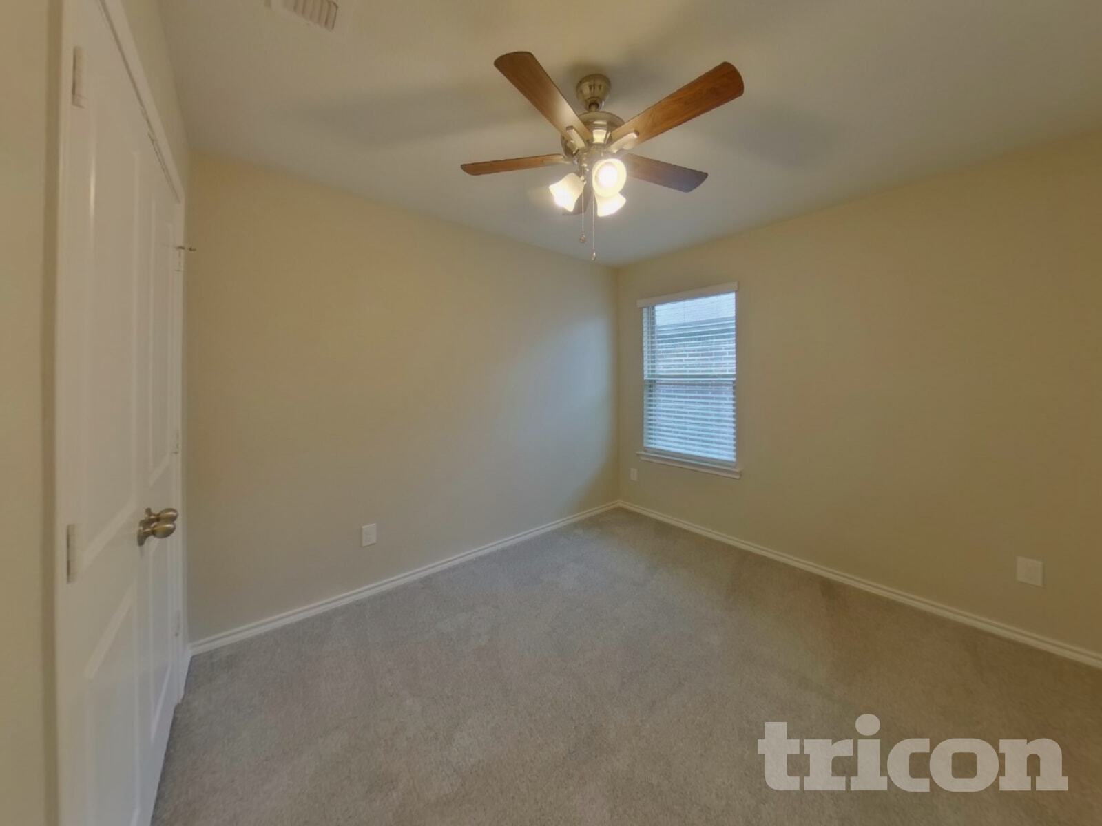 Building Photo - 2557 Hadley St