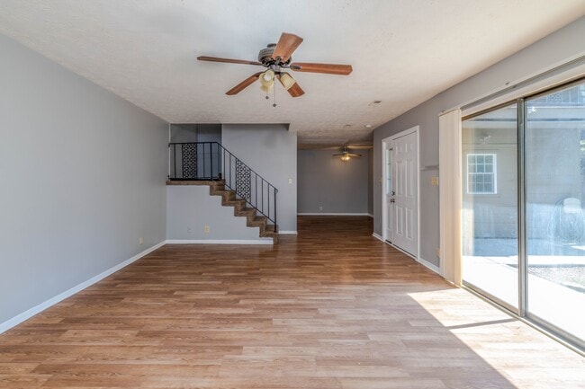 Building Photo - 9104 Woodpark Ln NW