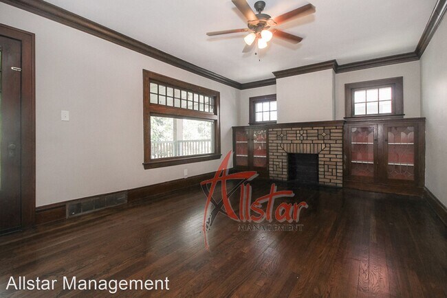 Building Photo - 2 br, 1 bath House - 1335 W 91st (up)