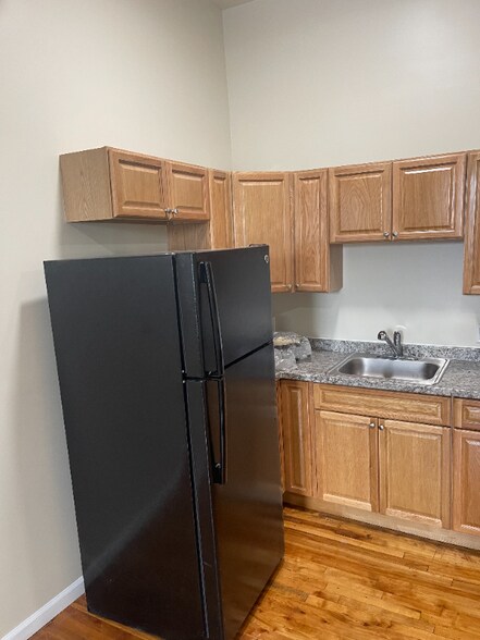 Building Photo - 158 Passaic St