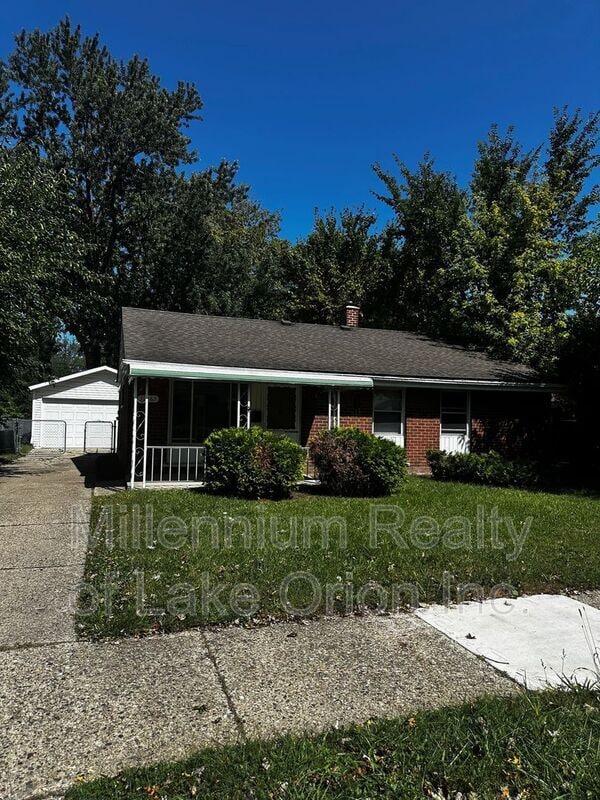 Primary Photo - 11263 Edgemont Ave
