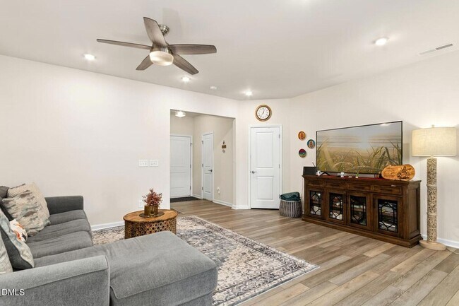 Building Photo - 1209 Citadel Ave