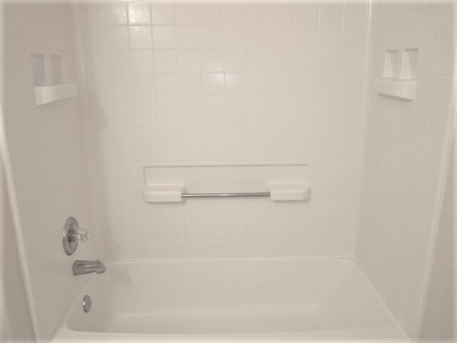 Building Photo - 451 Burton Meadows Dr NE