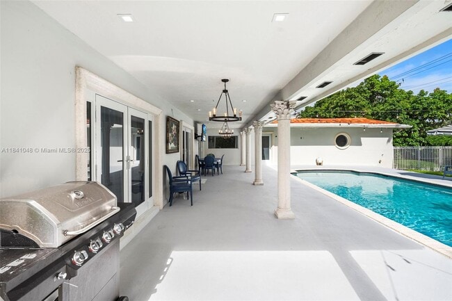 Building Photo - 6561 Marlin Dr
