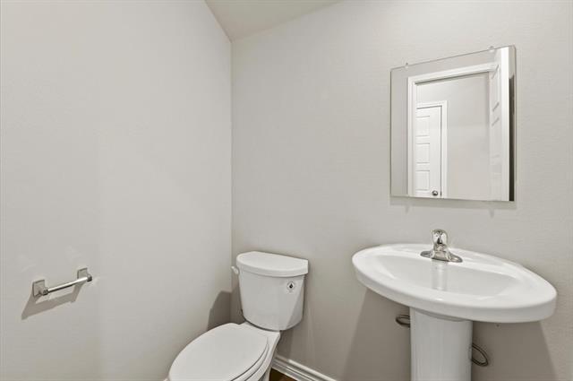 Building Photo - 10569 Taruca Dr