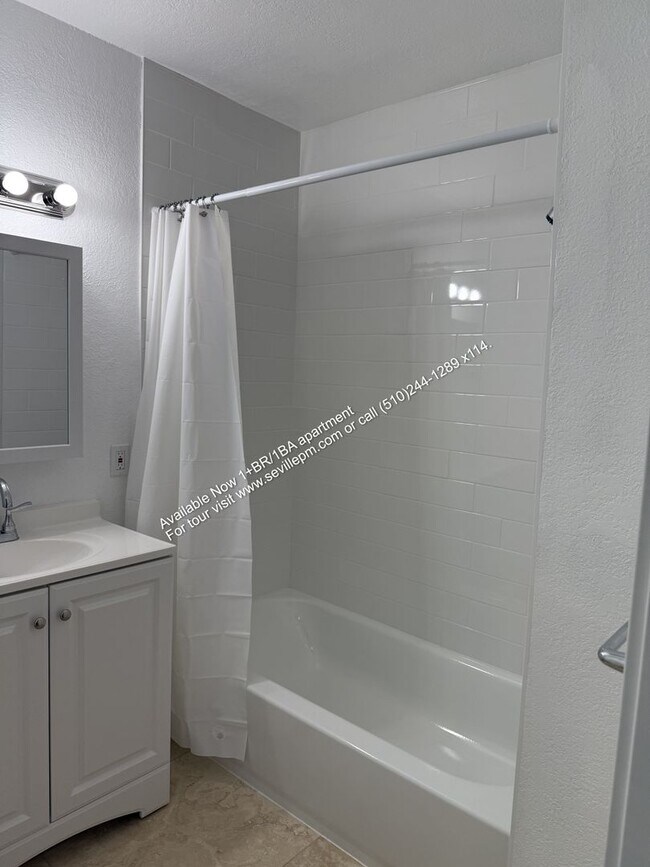 Building Photo - 2319 Legion Ave