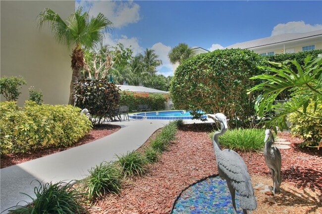 Building Photo - 1441 Ocean Dr