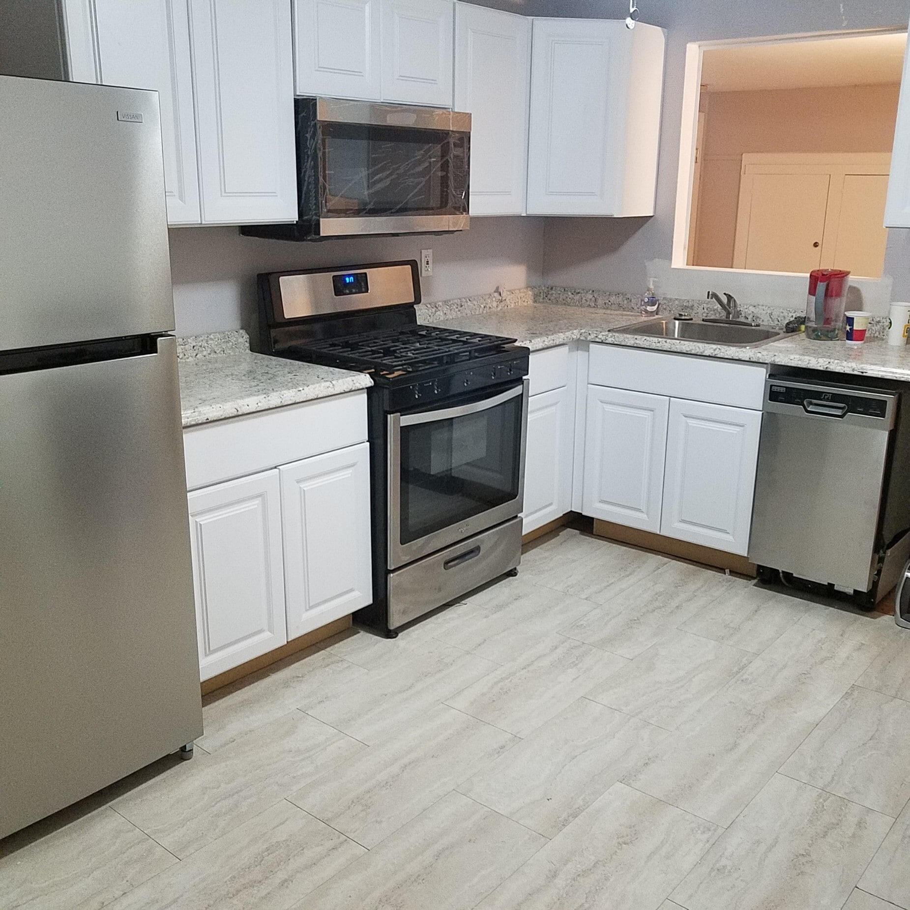 NEW KITCHEN & APPLIANCES! - 1030 Canton