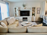 Building Photo - 1 N Yaupon Dr