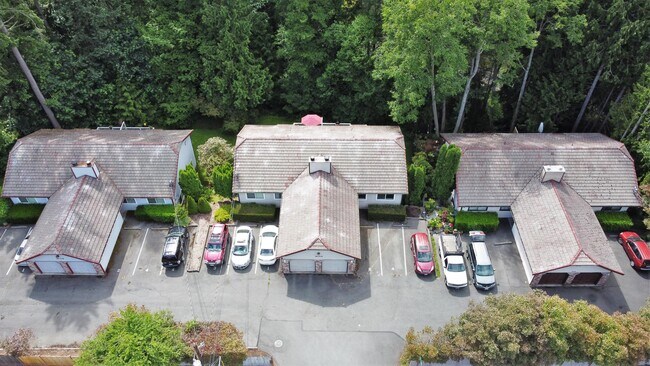 Building Photo - 16304 52nd Ave W