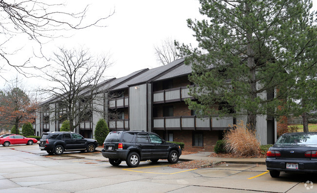 Building Photo - 1300 Bailey Rd