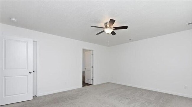 Building Photo - Welcome to this spacious 4 bedroom, 3 bathroom home located in Caldwell, ID.
