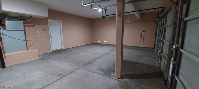 Building Photo - 8917 Picket Fence Ave
