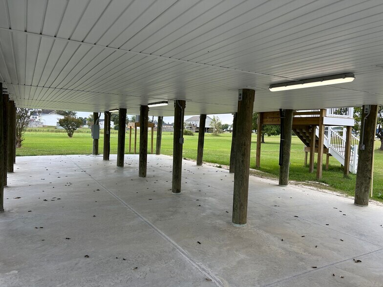 Carport - 54 Bay Lake Dr
