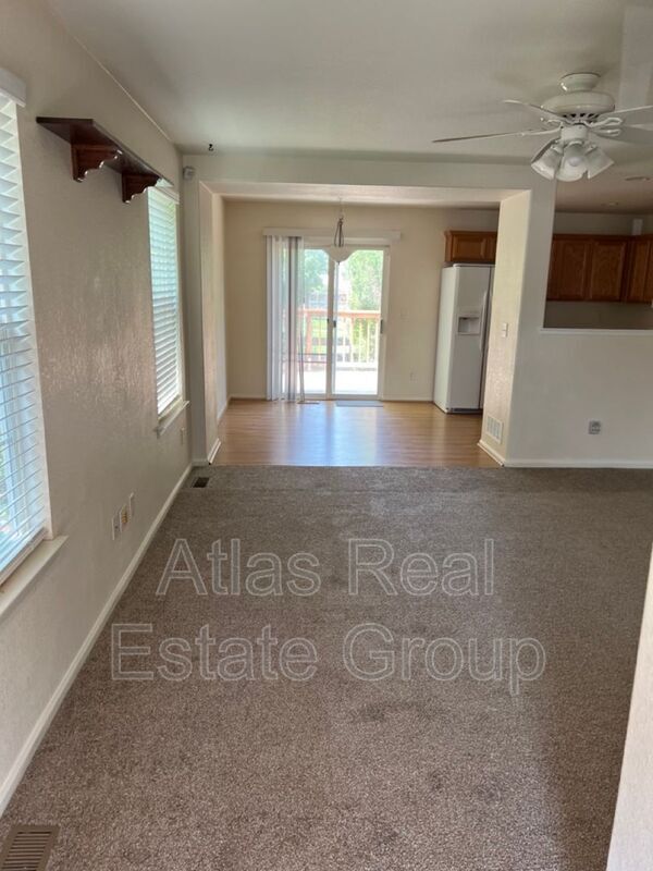 Building Photo - 8179 S Mobile Way