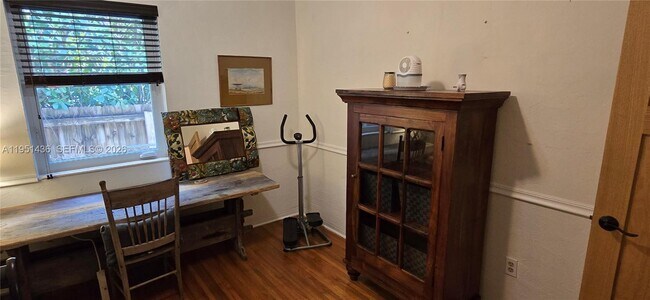 Building Photo - 4317 SW 62nd Ave