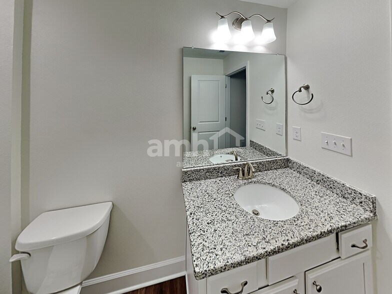 Building Photo - 4345 Reisswood Loop