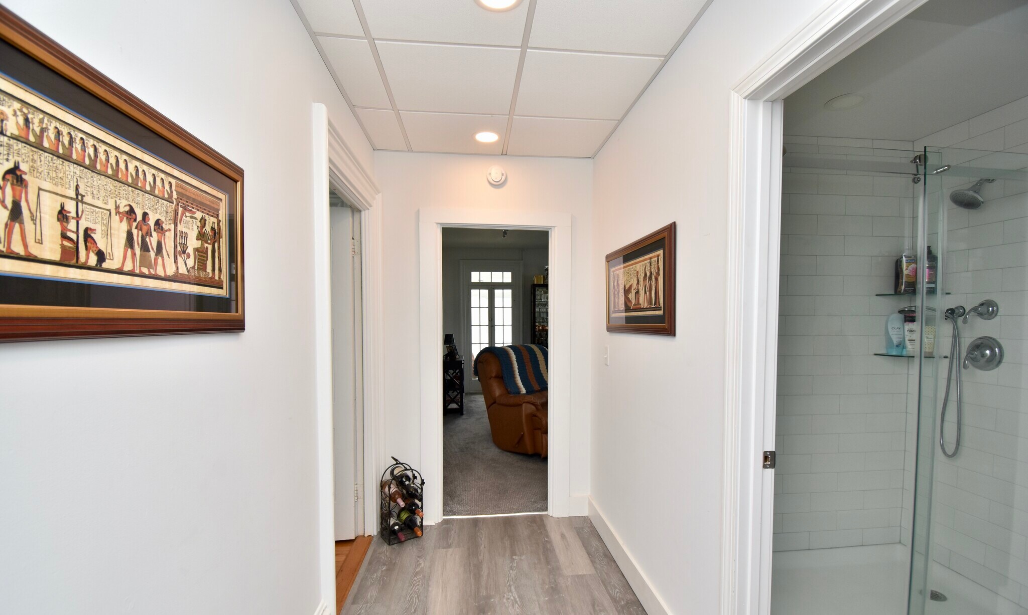 Building Photo - 4 Elm St