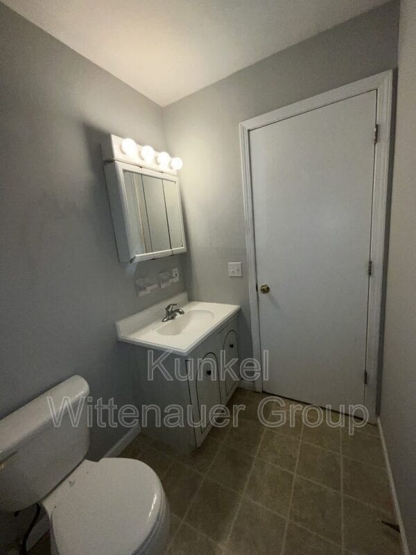 Building Photo - 201-4 W Wesley