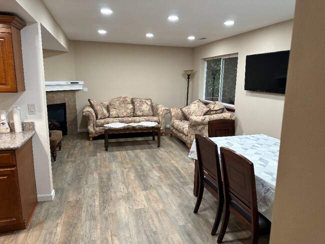 Building Photo - 17509 32nd Ave W