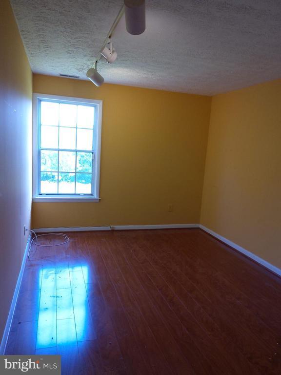 Building Photo - 2109 Woodbox Ln