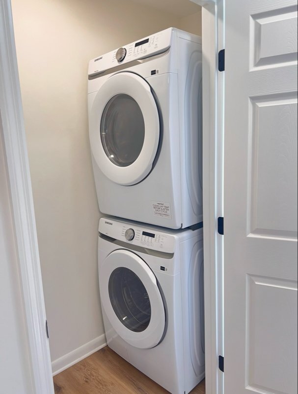 Building Photo - 1821 Hermosa St