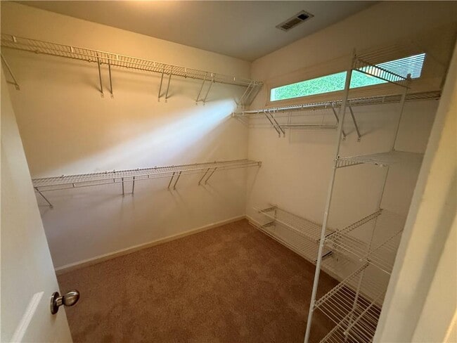 Building Photo - 7256 Village Creek Trace