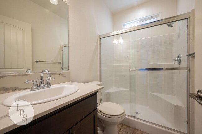 Building Photo - Fresno Westside Home, 4BR/3BA, Built 2019 ...