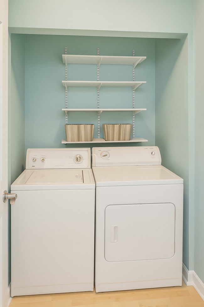 Building Photo - Stylish & Spacious 3-Bed Home! "ASK ABOUT OUR ZERO DEPOSIT"